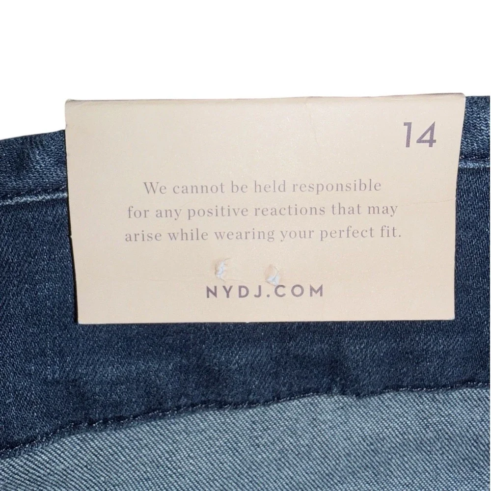 NYDJ Womens Size 14 Blue Chloe Capri Hollywood Jeans Mystique‎ NWT